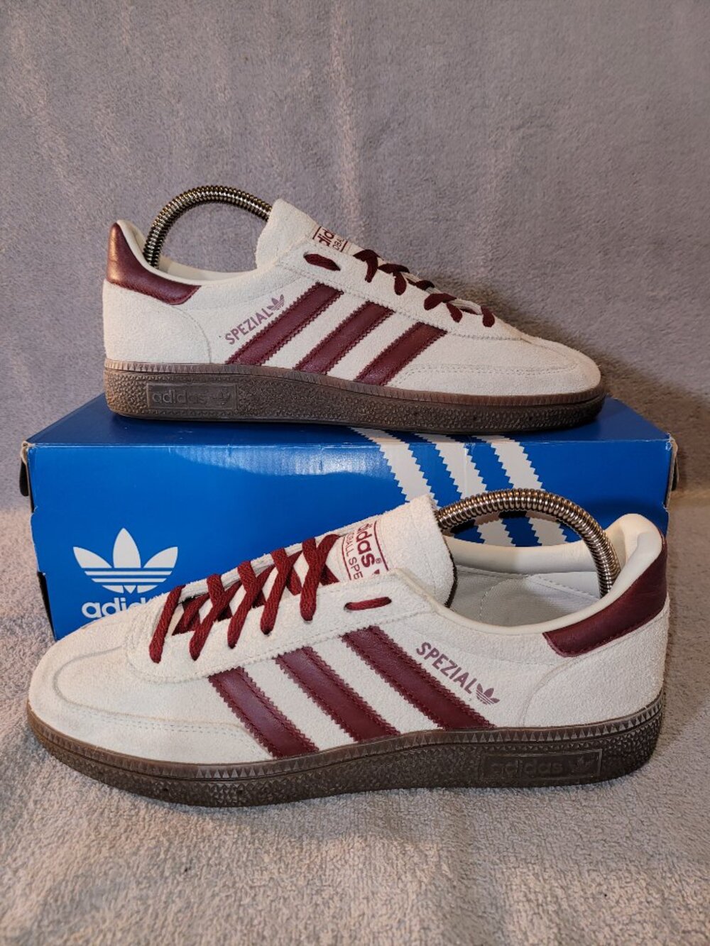 Adidas Handball Spezial Off White Burgundy Women's Size 8.5 Sneakers JH8699